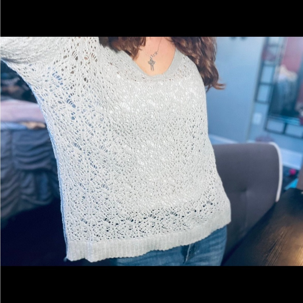 Sweater - Picture 4 of 12